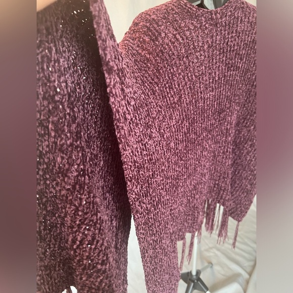 Burgundy Wine Chenille Poncho WORN ONCE - Picture 4 of 6